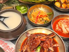 -草家酱蟹炭火烤肉店(珲春南路二店)