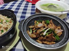 -钱大妈海鲜饭店(保利林语店)