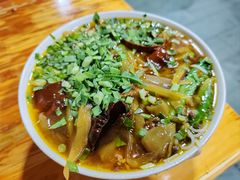 -越洋肖氏老米线(杨家坪店)