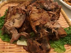 铁勺熏大骨-大铁勺新津菜(东丽阳光新业广场店)