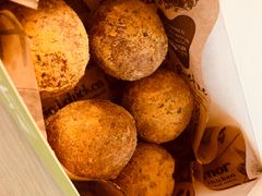 -BHC炸鸡(明洞总店)