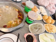 -光头药膳鸡(莱茵小镇店)