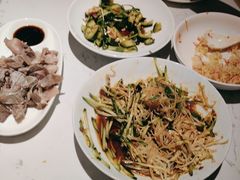 -关东小磨东北菜(漕河泾印象城店)