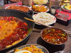 -萍姐火锅·公路夜市(武汉首店)