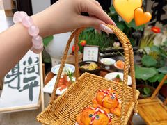 -品鲜村农家菜·阳澄湖大闸蟹(总店)