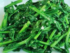 -有红鸡毛店·川菜(建设路店)