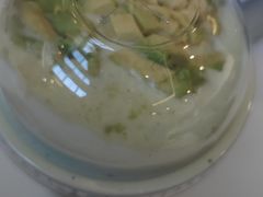 牛油果酸奶-茉酸奶(松江开元地中海店)