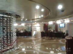 -扬子岛酒店(重庆洪崖洞解放碑店)