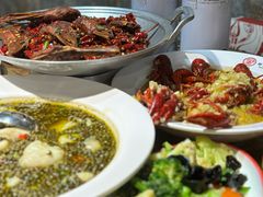 -叶派龙虾•招牌香辣蟹·海鲜(中海国际店)