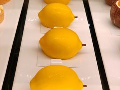 柠檬慕斯蛋糕-粤海喜来登酒店·&More聚驿(天河城店)