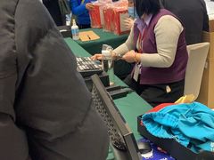 -资和信百货商场