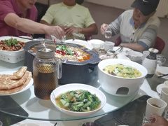-巴特餐饮6加1音乐餐吧·新疆菜