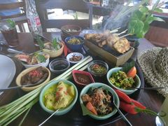 -DiAtas by Art Cafe Bumbu Bali