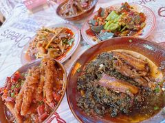 -耙吉吉川味小酒馆(本地人回头店)