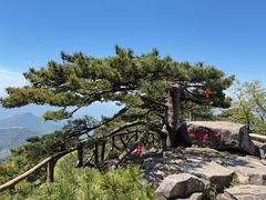 -罗田薄刀峰风景区