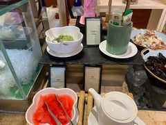 -大中华希尔顿酒店-念自助餐·嗨啤·小龙虾