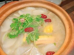 清汤羊肉-江南驿·二十余年创意杭帮味(良渚玉鸟集店)