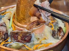 -岳记兴隆·青城腊排铜火锅(融创店)