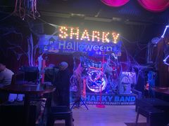 -鲨鱼美式餐厅酒吧Sharky