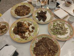 红烧牛尾-鸿宾楼(展览馆路店)
