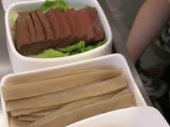 -宴全牛粤来越牛潮汕鲜牛肉火锅(海州万达广场店)