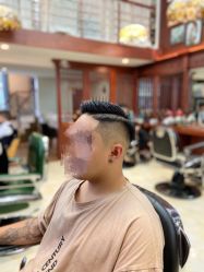 -尼特斯男士发型馆