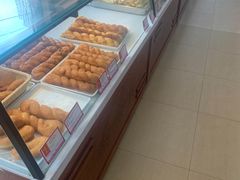 面包甜点陈列柜-鼎丰真(四马路店)