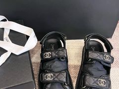 -CHANEL(恒隆广场店)