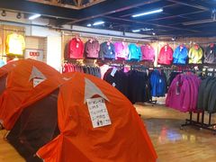 -52camp户外休闲房车装备(北三环路一段店)