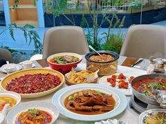 -万重锦·人文川菜馆(骡马市店)