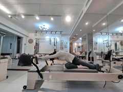 -爱健家高端社区健身工作室(丁香路店)