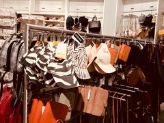 -H&M(来又来时尚购物广场店)