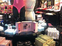 -Victoria's Secret(杭州湖滨银泰in77店)