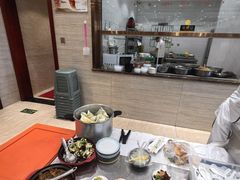 -老六饭店(翠通路店)