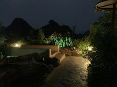 -英德宝晶宫天鹅湖茶语温泉