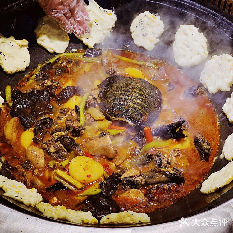 成都探店|赵亮老师请你来【御凤甲】吃柴火鸡❗