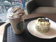 星巴克的巧克力和奶油有毒-星巴克臻选(南京艾尚天地店)