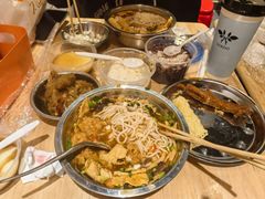 -柳州肥姨妈大骨螺蛳粉(万达中心店)