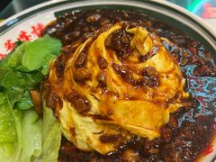 芝士滑蛋卤肉饭-港爺茶檔·茶餐厅(东晓南路店)