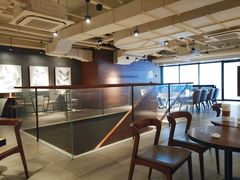 -星巴克(杭州湖滨银泰E区店)