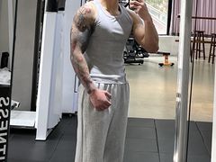 -GYMPLUS私教健身会馆(大悦城店)