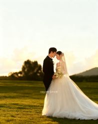 -雪中彩影婚纱摄影·微光艺术中心