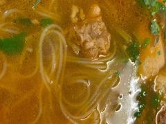 -白玉兰食品(汇联商厦店)