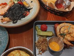 -CRAZYONES西班牙海鲜饭(上海美罗城店)