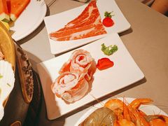 -山焱·炭火自助烤肉(周浦万达店)