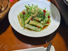 -魏铭鱼头捞饭(晋阳路店)