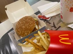 -麦当劳(新世纪环球中心店)