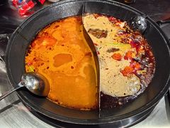 -朱光玉火锅馆(小寨原力场店)