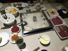 海底捞火锅店(海宁路店)-海底捞火锅(海宁路店)