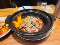 -泉畔人家·老济南经典鲁菜(大明湖店)